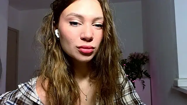 golden Flora online show from 04/11/26, 06:23