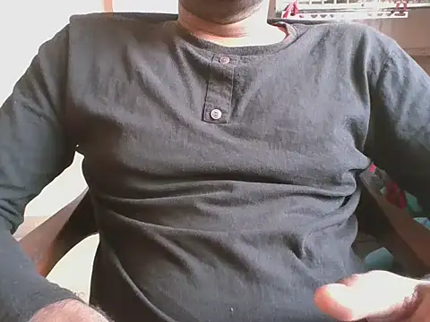 0BANANABANANA0 online show from 02/18/26, 10:55