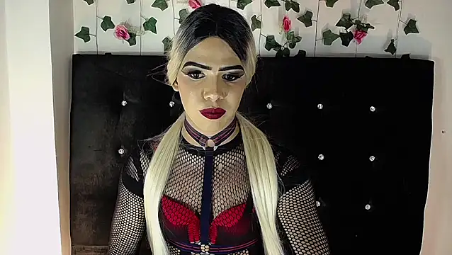 Kristal Queen01 online show from 04/01/26, 01:41