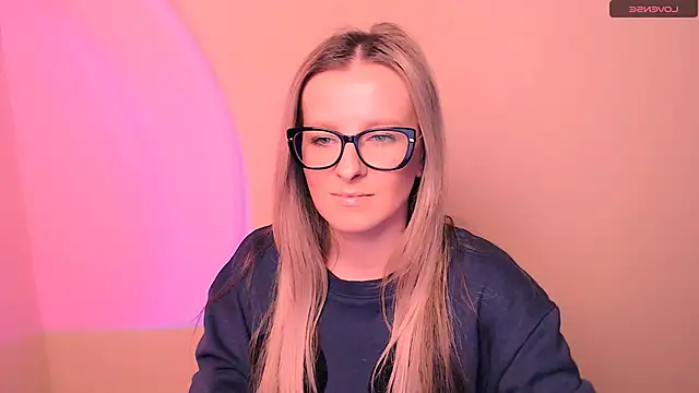 AnnePeach online show from 02/15/26, 05:20