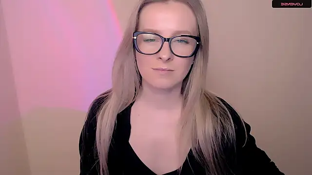 AnnePeach online show from 04/15/26, 03:41