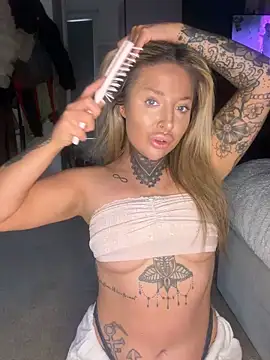 Summerwestt online show from 02/22/26, 03:54