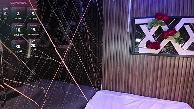 Snapshot of CamilaParisi chatting on 02/25/26, 11:42 CamilaParisi online show from 02/25/26, 11:42