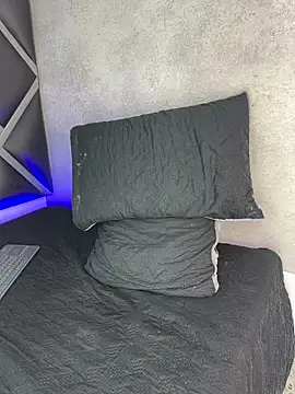 Snapshot of Lucian-greyy chatting on 02/20/26, 03:14 Lucian-greyy online show from 02/20/26, 03:14