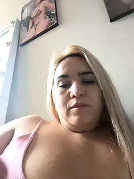 Snapshot of violet-grey chatting on 02/22/26, 03:54 violet-grey online show from 02/22/26, 03:54