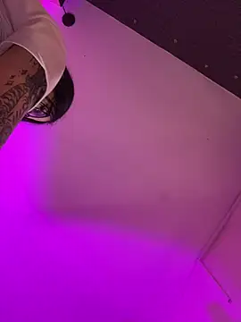 Snapshot of Veronicaa_lodge1 chatting on 02/25/26, 12:42 Veronicaa lodge1 online show from 02/25/26, 12:42