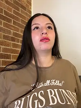 Sofi Collinss online show from 04/01/26, 10:51