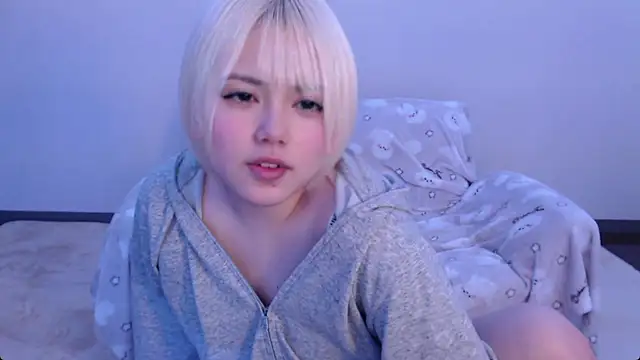 uru luv000 online show from 03/04/26, 03:12