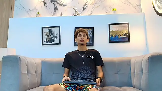 YOUNG BOYS HELL online show from 04/29/26, 01:21