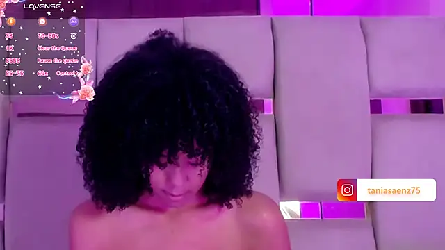 Snapshot of Tania_Saen chatting on 02/21/26, 06:53 Tania Saen online show from 02/21/26, 06:53