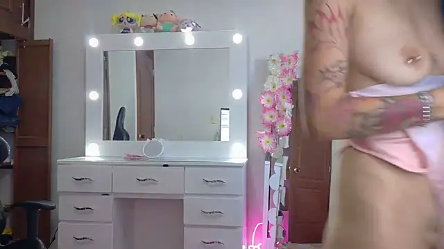 Mis Cersi online show from 07/16/26, 06:14