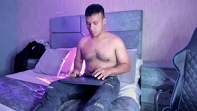 AronGarcia online show from 02/20/26, 08:09