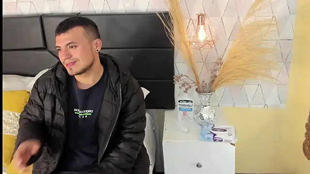 AronGarcia online show from 02/28/26, 12:06