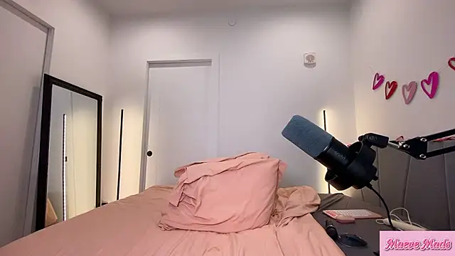 Snapshot of iammaeve chatting on 03/02/26, 07:21 iammaeve online show from 03/02/26, 07:21