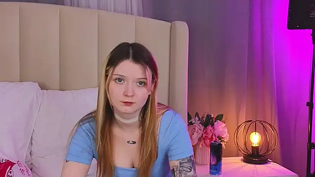 AlyssFrost online show from 06/18/26, 09:14