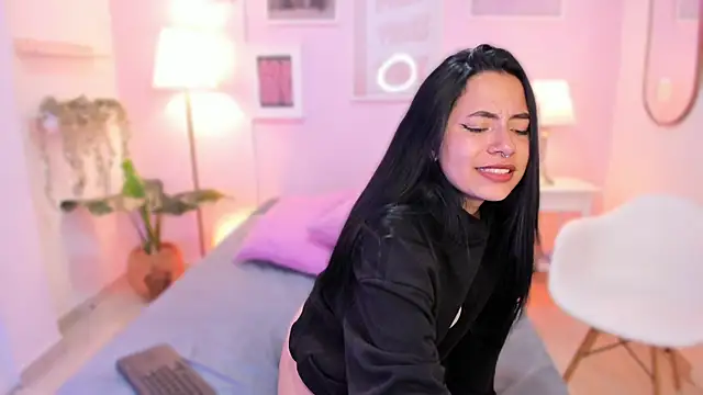 Ivyy sweet  online show from 02/18/26, 08:16