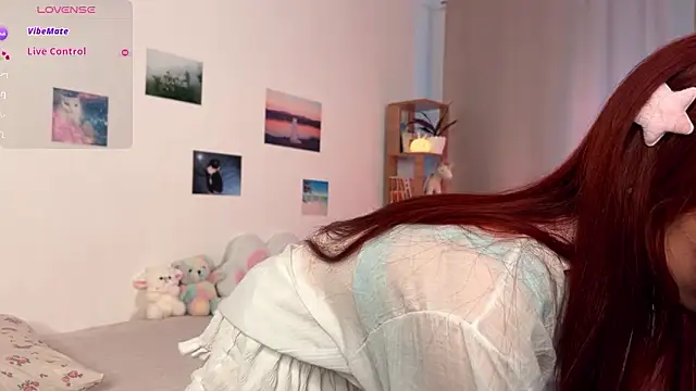 Snapshot of Neonilllla chatting on 02/18/26, 02:24 Neonilllla online show from 02/18/26, 02:24