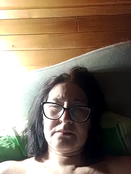 Snapshot of Vikimoon11211 chatting on 02/20/26, 07:36 Vikimoon11211 online show from 02/20/26, 07:36