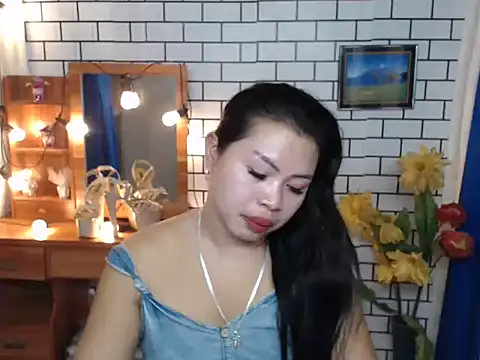 Snapshot of LovelyJessaXX chatting on 03/03/26, 04:02 LovelyJessaXX online show from 03/03/26, 04:02