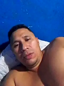 Snapshot of deiner13 chatting on 03/02/26, 03:20 deiner13 online show from 03/02/26, 03:20