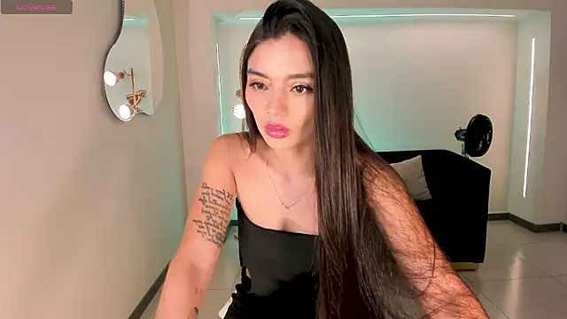 JulietteMoreau online show from 03/01/26, 05:04