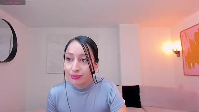 AmaraDivine online show from 03/04/26, 11:38