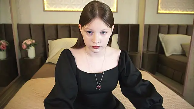 LauraBev online show from 05/26/26, 02:46