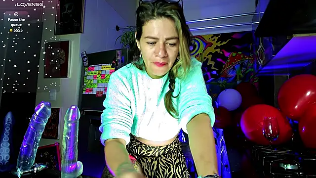 oriana thomson01 online show from 03/13/26, 04:30