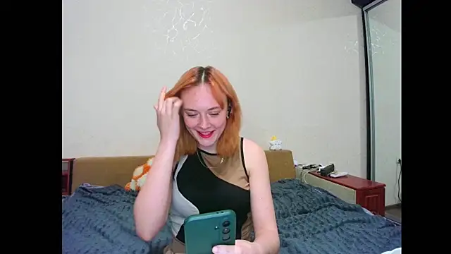 Little fox404 online show from 04/25/26, 05:32