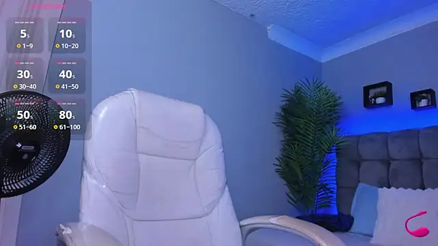 Snapshot of Ari_coopeer chatting on 02/21/26, 04:13 Ari coopeer online show from 02/21/26, 04:13