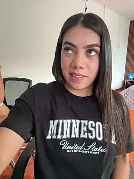 Luna rousse26 online show from 04/06/26, 12:28