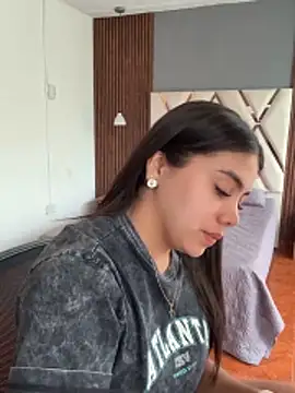 Luna rousse26 online show from 04/14/26, 12:11