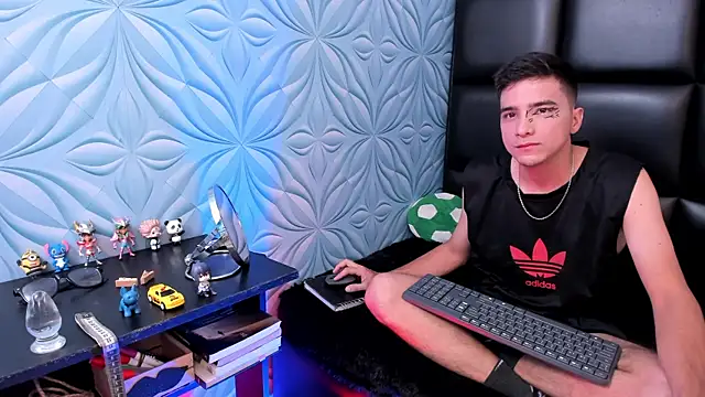 Snapshot of bad_boy_cum_ chatting on 03/03/26, 02:39 bad boy cum online show from 03/03/26, 02:39