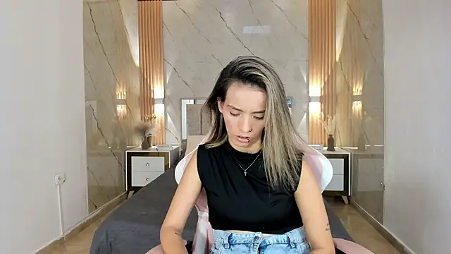 your whore Salome online show from 03/21/26, 06:44