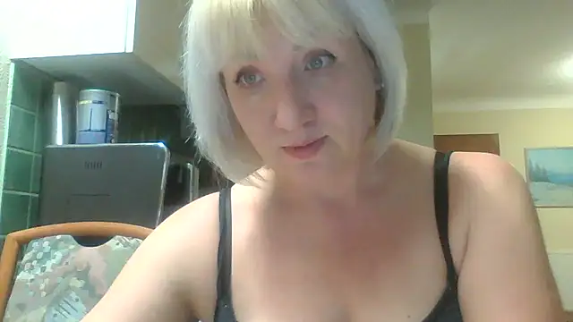 Snapshot of Alena1107 chatting on 02/23/26, 08:06 Alena1107 online show from 02/23/26, 08:06