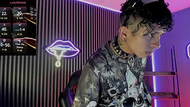 Maximoking26 online show from 03/31/26, 04:13