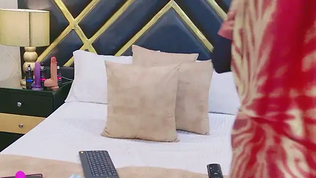 AntonellaEscudero online show from 04/11/26, 08:02