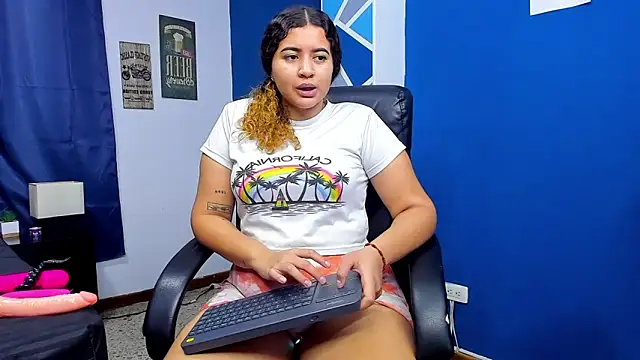 goodgirlxxl online show from 03/25/26, 11:22