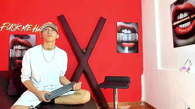 Snapshot of BOYS_PLAY chatting on 02/26/26, 01:21 BOYS PLAY online show from 02/26/26, 01:21