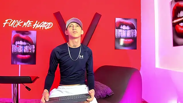 BOYS PLAY online show from 03/15/26, 01:06