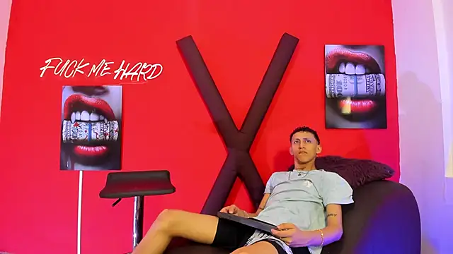 BOYS PLAY online show from 03/28/26, 07:19