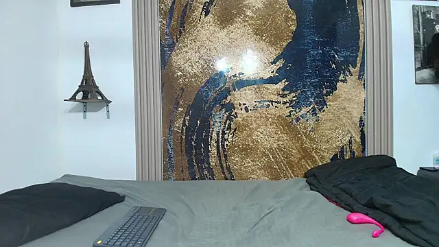 raven robin  online show from 04/02/26, 03:15