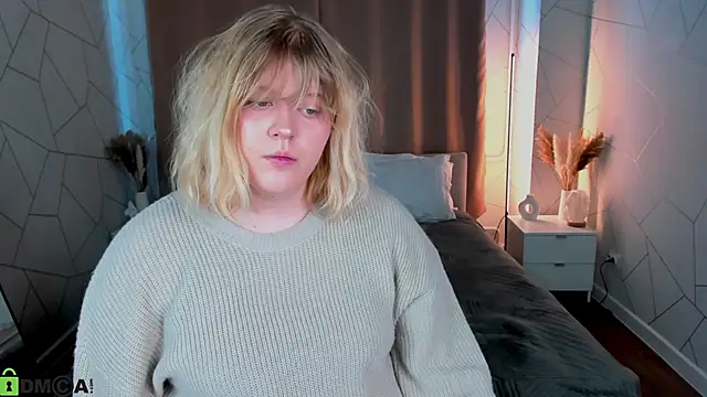 luna c0ra online show from 04/04/26, 01:04