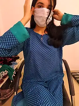 tanzum khan3202 online show from 04/08/26, 07:30