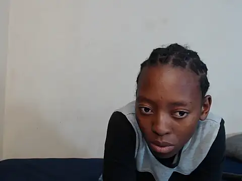 Snapshot of DarkPreddyBae chatting on 02/20/26, 04:07 DarkPreddyBae online show from 02/20/26, 04:07