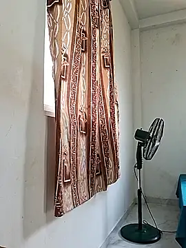 Queen Saara online show from 03/30/26, 09:32