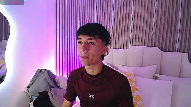 Snapshot of Aiden_Rivers_ chatting on 02/27/26, 12:38 Aiden Rivers online show from 02/27/26, 12:38