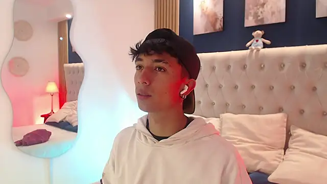 Aiden Rivers  online show from 03/31/26, 12:49