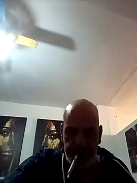 Snapshot of Milwokee chatting on 02/22/26, 12:34 Milwokee online show from 02/22/26, 12:34