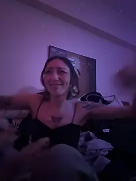 FrutillitaXX online show from 07/19/26, 04:38